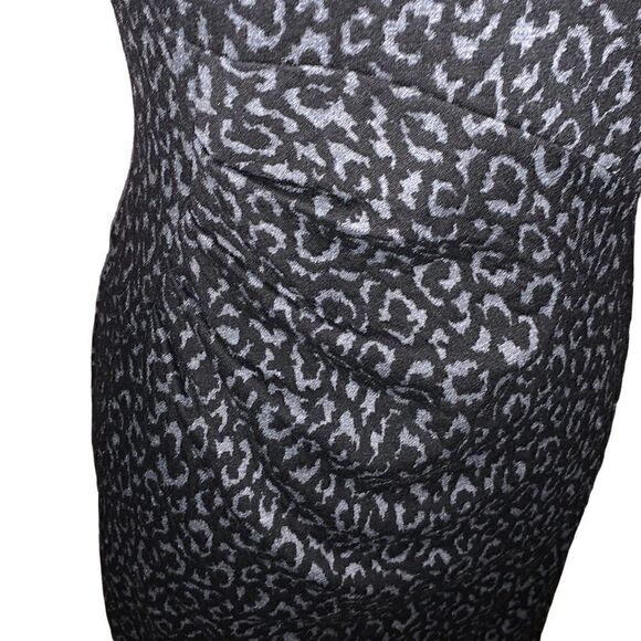 ANN TAYLOR animal print side-gathered short sleeve dress 2 - Picture 2 of 8